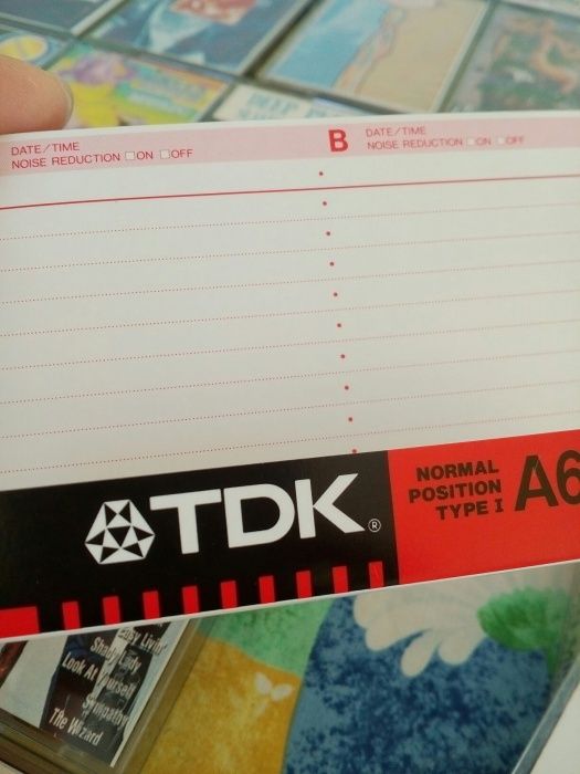 Касетки със стари хитове