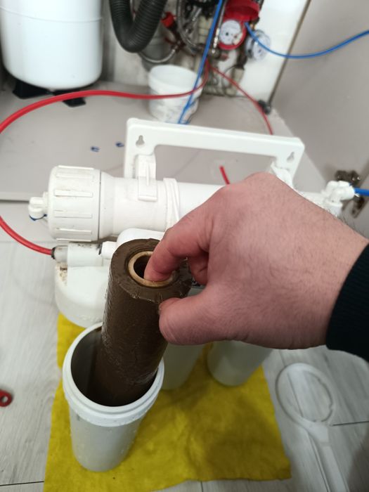 Замена фильтра для воды