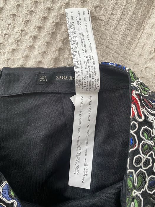 Fusta scurta Zara