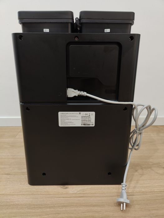 Roborock Qrevo 5AE B, aspirator si mop cu statie de golire automata