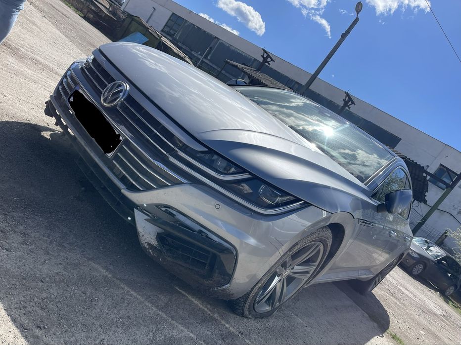 **VW Arteon R LINE **