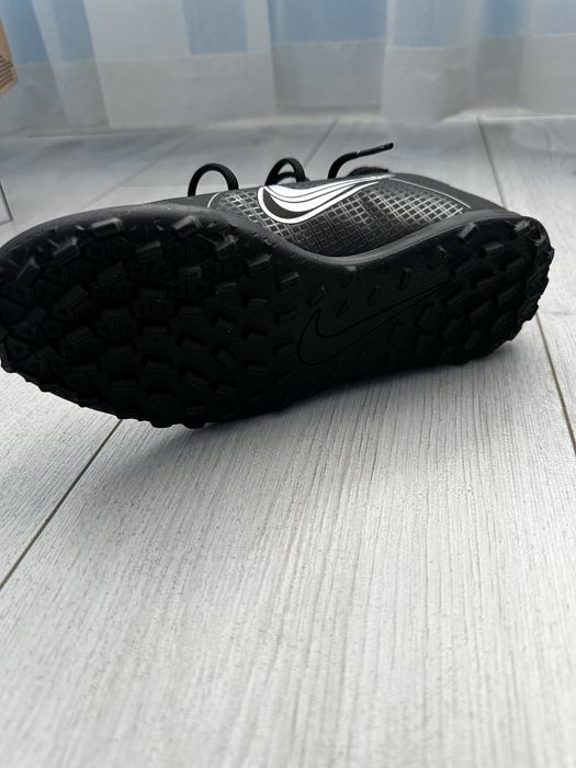 Детски футболни обувки Nike