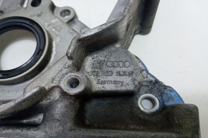 Capac  Vibrochen 038103153Q Volkswagen VW Golf Plus prima generatie s