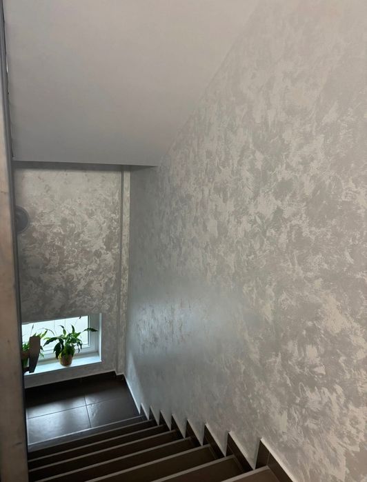 Meseriași cu experiență de 10 Ani renovări și finisări interioare și exterioare Brașov
