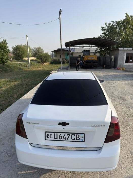 Lasetti 1.8 holati idyal