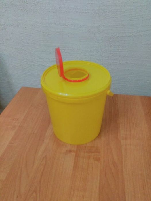 Ведро контейнер с крышкой