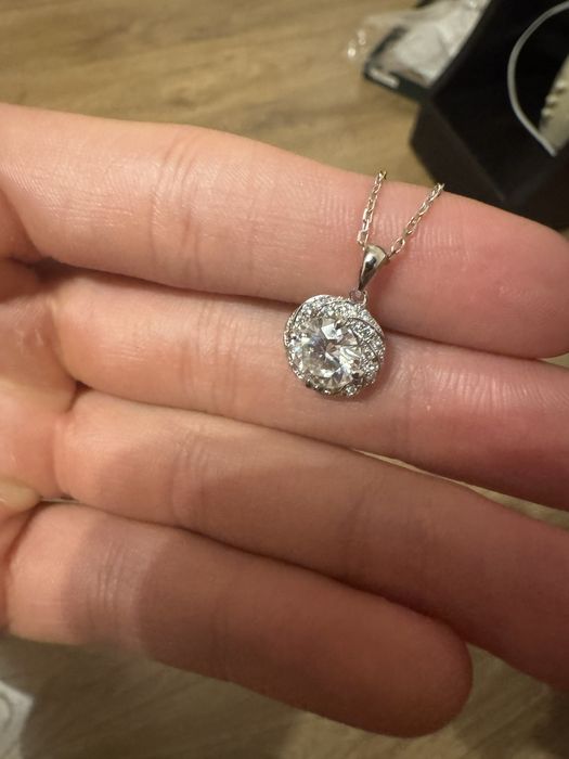 Colier diamant moissanite