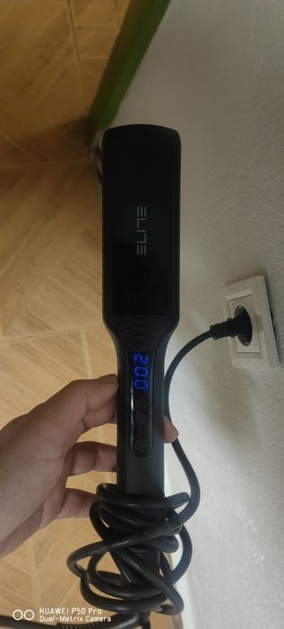 Преса за коса Марка: ELITE
Модел: HS-040
Захранване: AC220-240V
Мощно