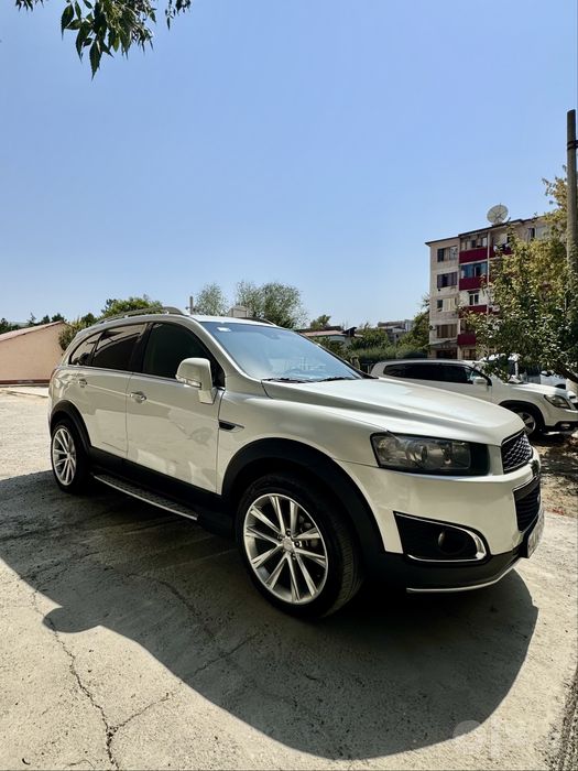 Продается Captiva 2 2011год