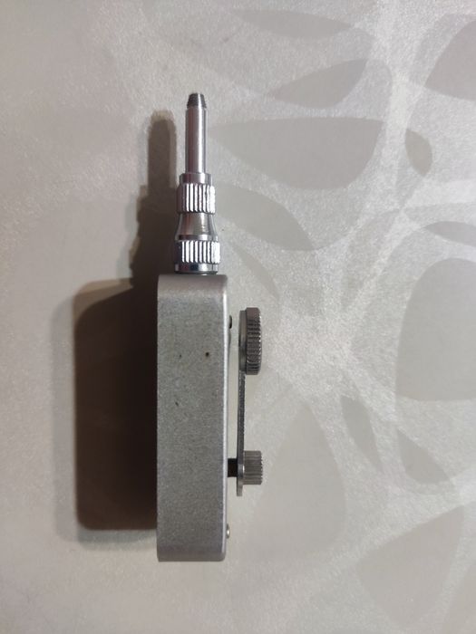 Механична автоснимачка за стари фотоапарати