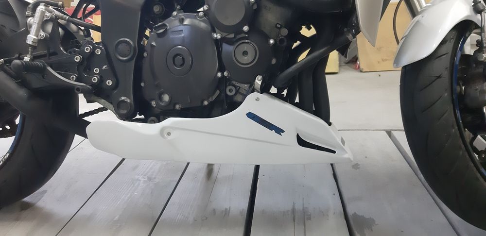 Suzuki gsr 750 an 2015