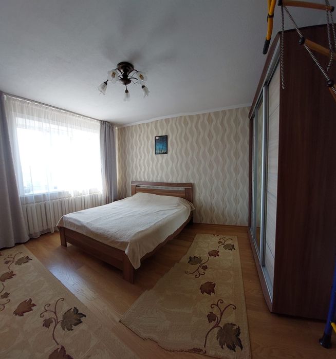 Продам 3 комнатную квартиру