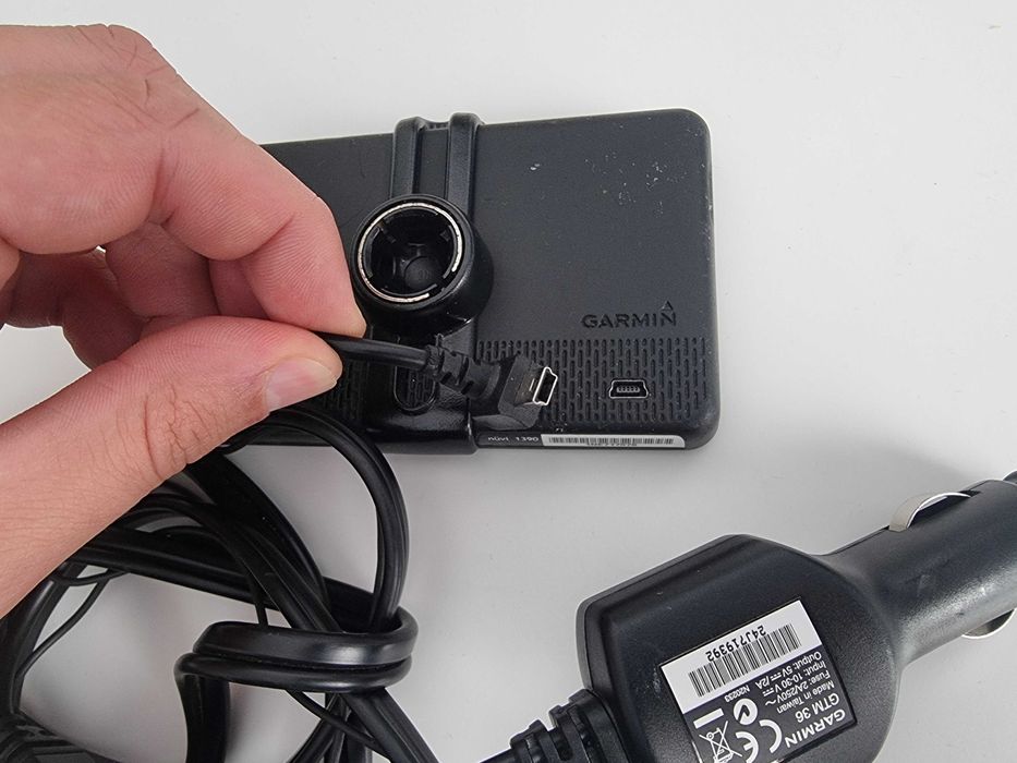 gps garmin cu parola