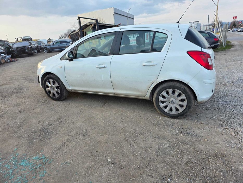 **САМО НА ЧАСТИ***  Opel Corsa D 1.2EcoTec, 2012г