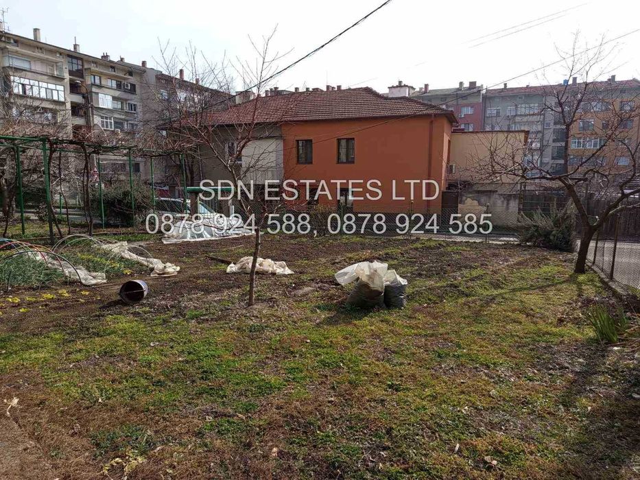 Продава се Къща в Казанлък - 160 кв.м за 861 €/кв.м - Снимка #1