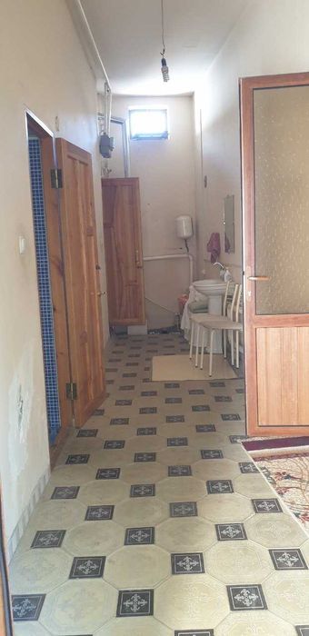 Бирлашган мах. 5 соток 8 хона 2 сан. уй сот. Ипотекага хам бер.