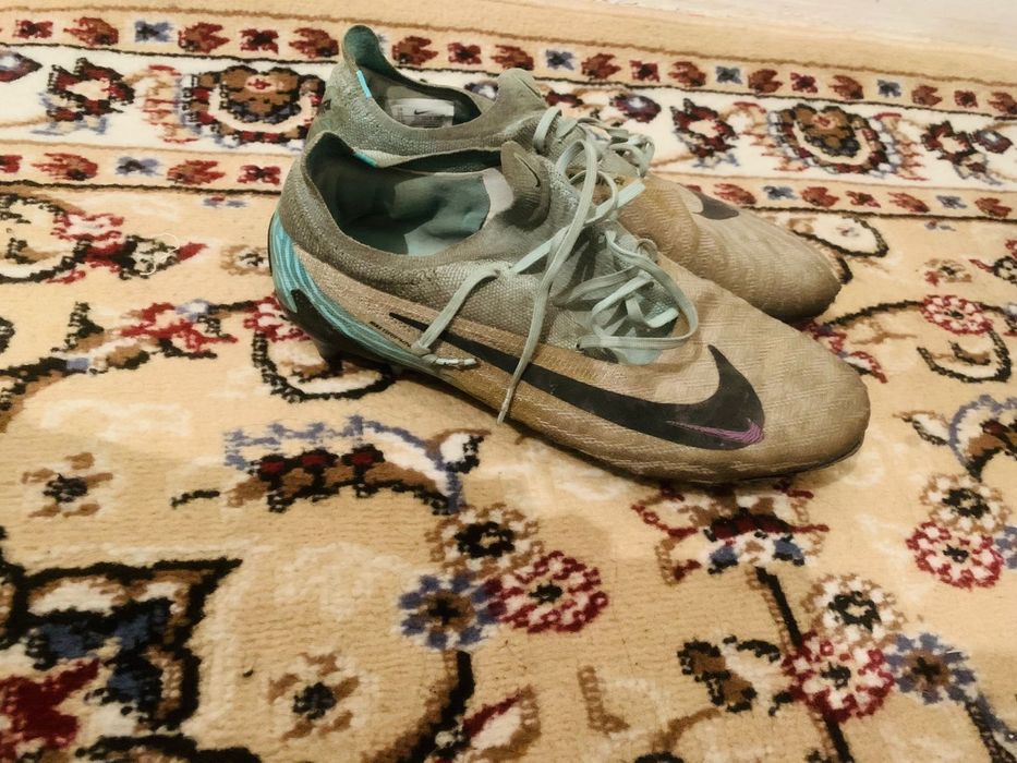 Бутсы фантом размер 44