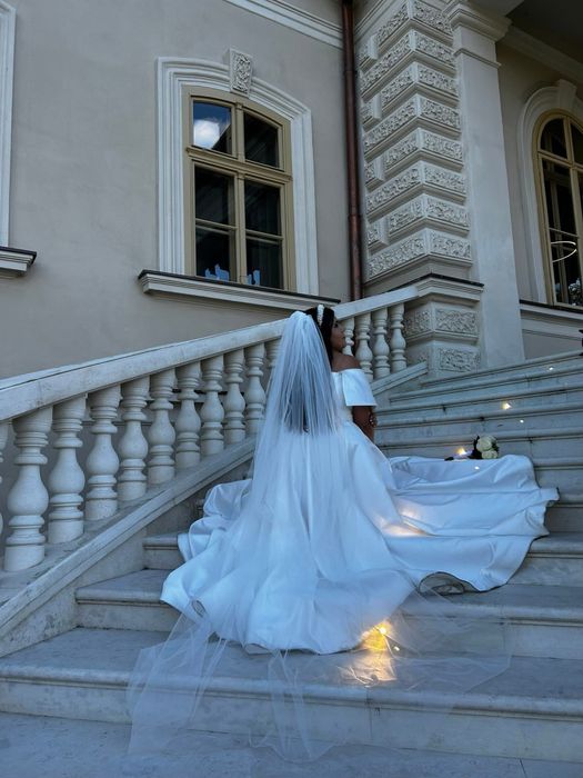 Vand rochie de mireasa  just bride