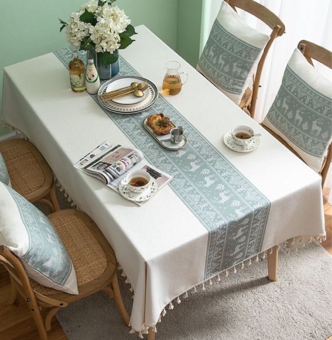 Новогодние скатерти