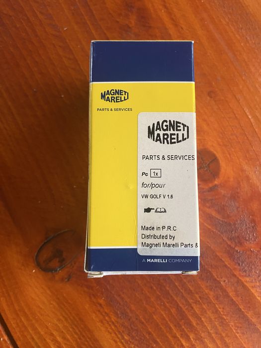 Vand 4 injectoare noi Magneti Mareli