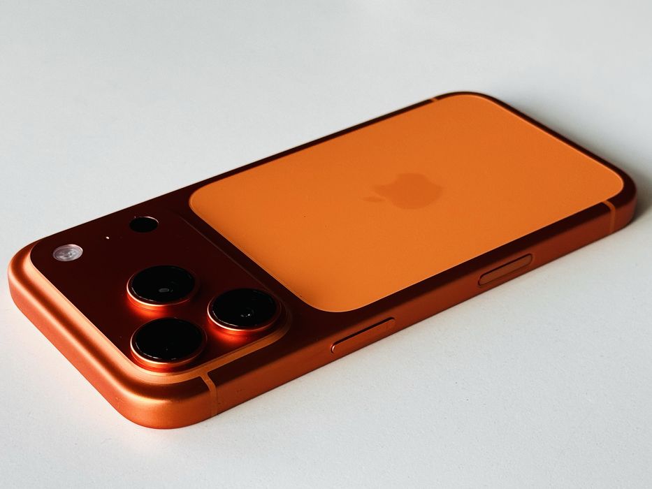 Iphone 17 Pro Max 512GB Orange 100% Батерия! Гаранция 6 месеца