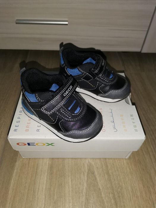 Бебешки обувки Geox