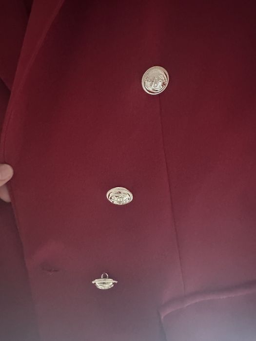 Costum purtat o singura data