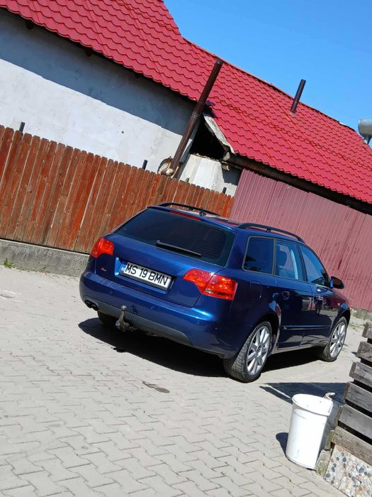 Audi a4 b8 2.0 143