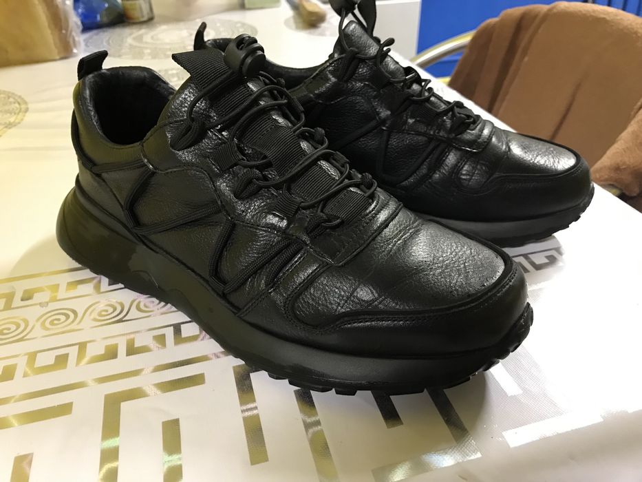 Кожанные кроссы 42 размер