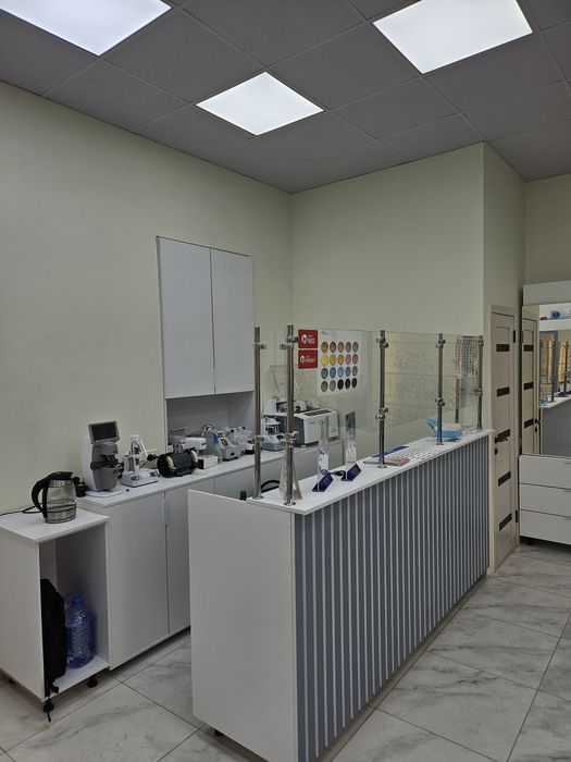 Продам мебель для оптики