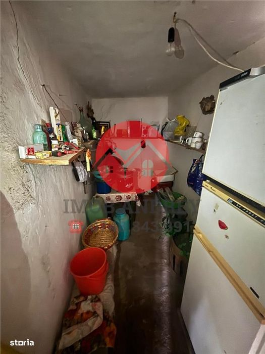 Casa la soseaua principala, teren 1.309 mp in Plopul, Tulcea