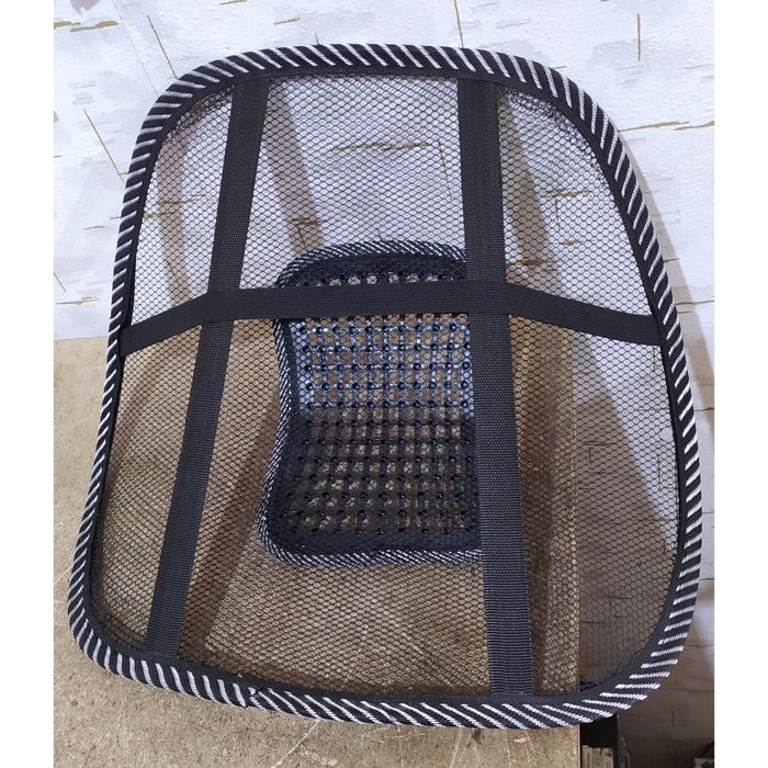 Под спину           .     .