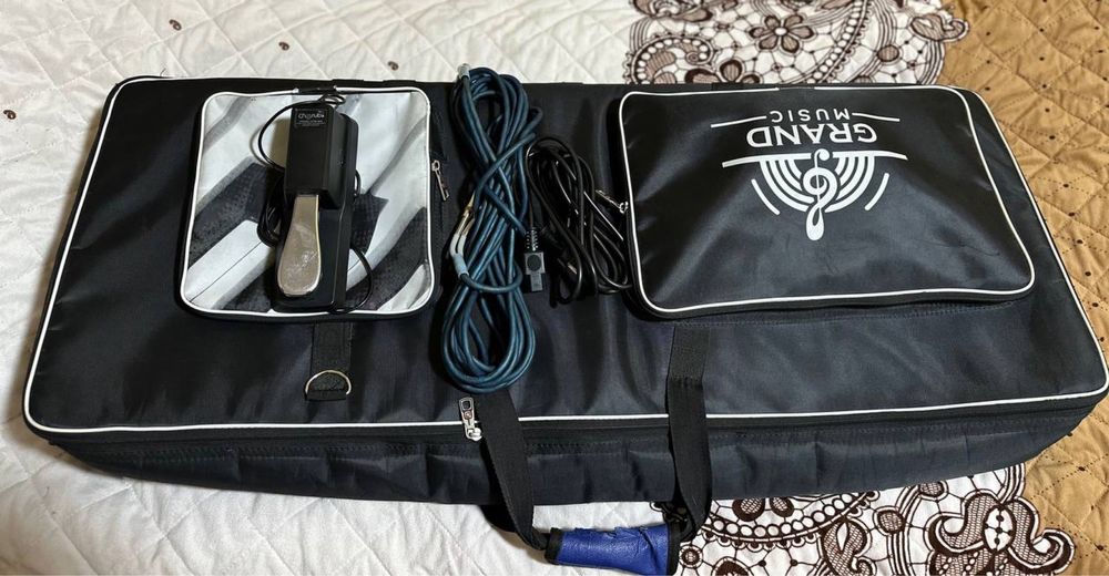 Korg Pa1000 Ideal xolda yangi