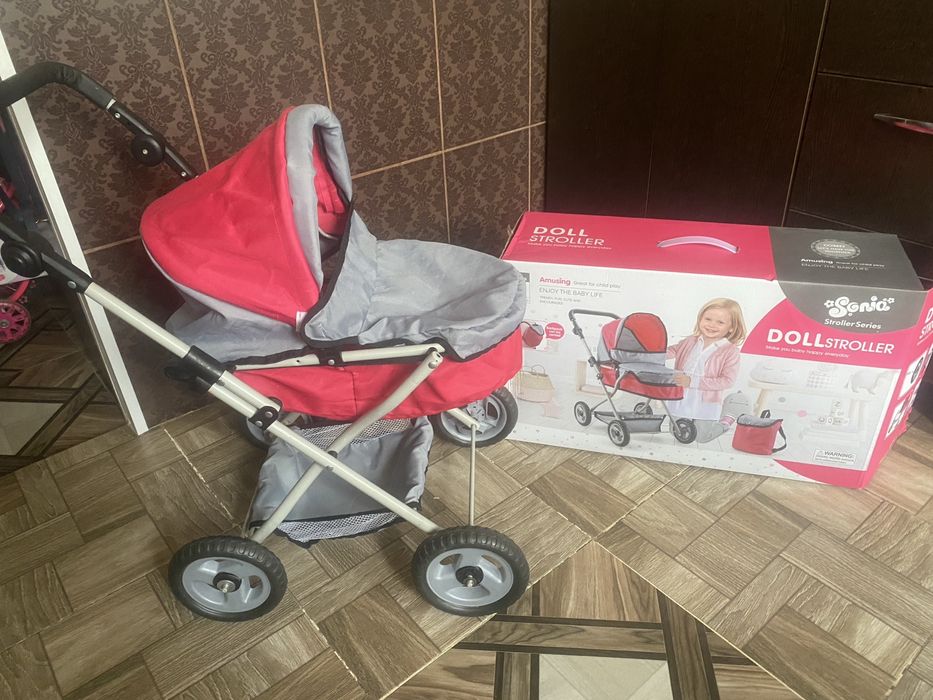 Продам кукольную коляску в отличном состоянии