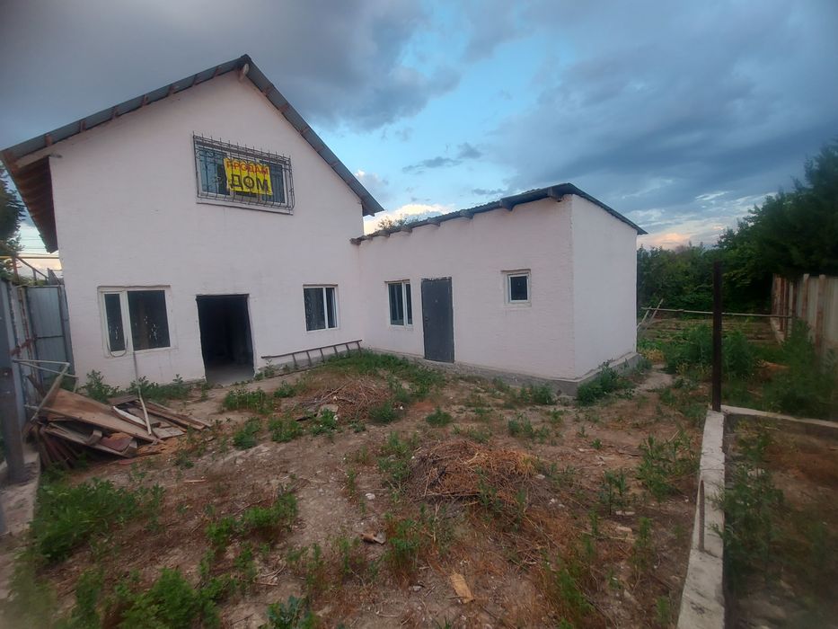 Дом  двух этажный