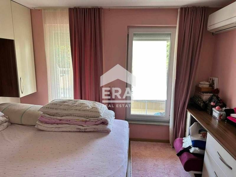 Продава се Тристаен апартамент в Кърджали, Център - 110 кв.м за 1159 €/кв.м - Снимка #2