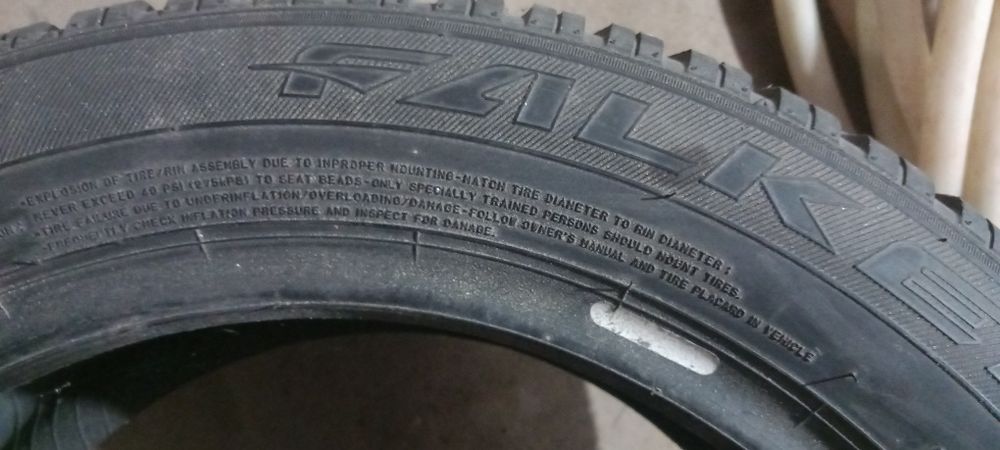Vand Anvelope 215 /55 R 17  iarna  Falken