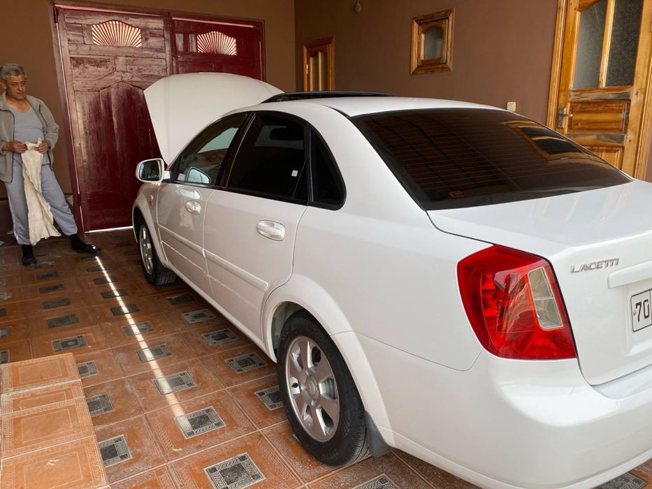 Jentra 2016yil 239.000Km probeg ozigina kami bor