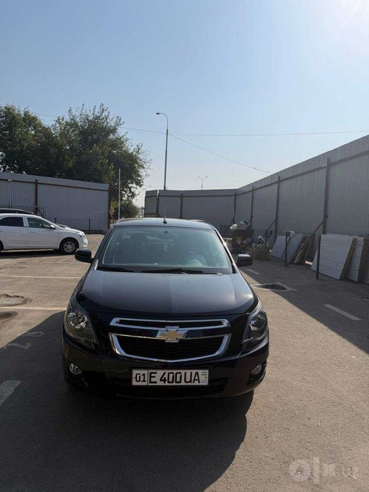 продаётся автомобиль