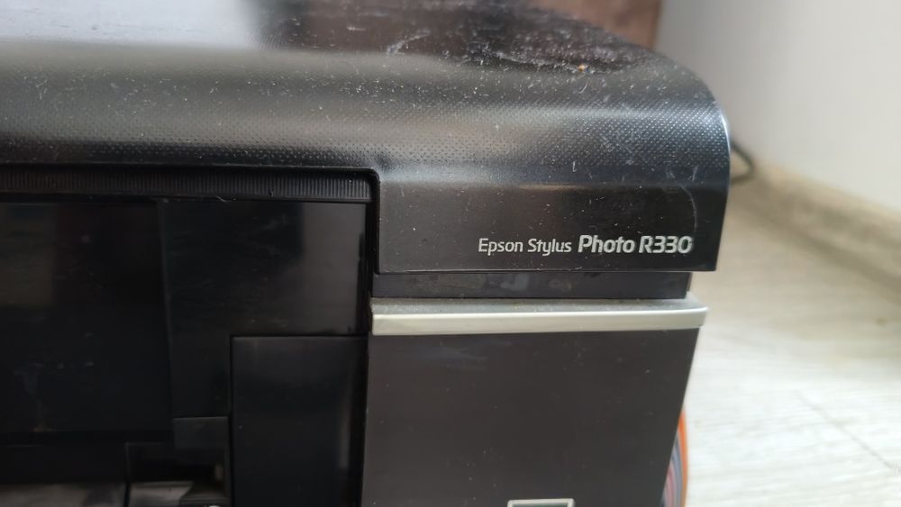 Принтер Epson цветной