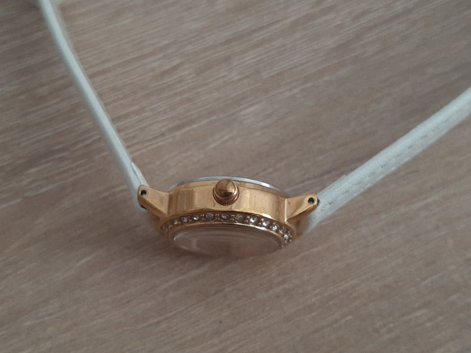 Ceas GUESS Mini Sunrise W0335L5 - Original, curea piele albă