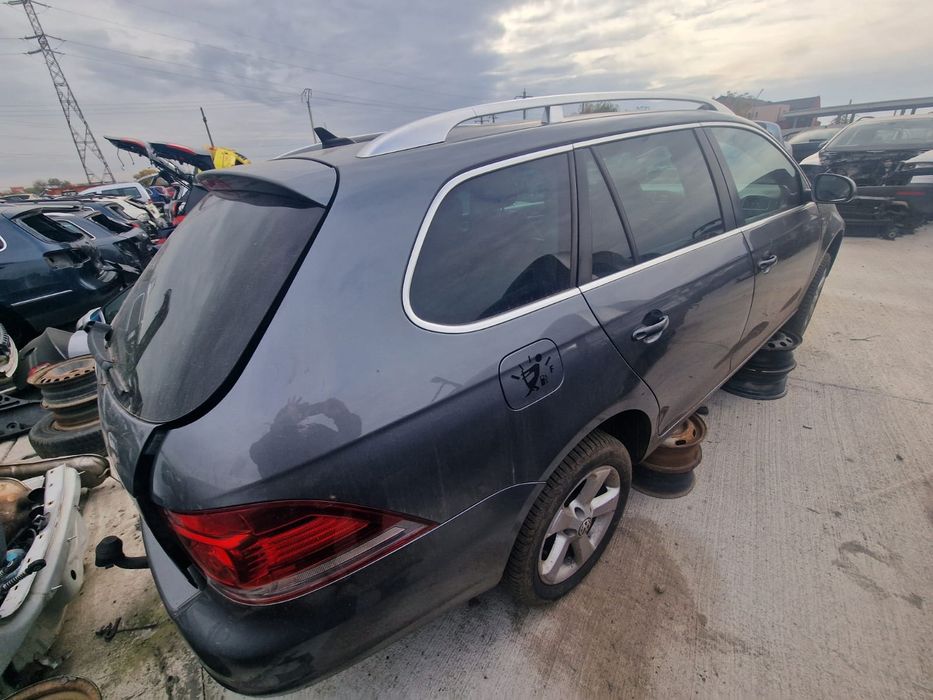 Dezmembram Volkswagen Golf 6 Combi 2011 1.6tdi CAY