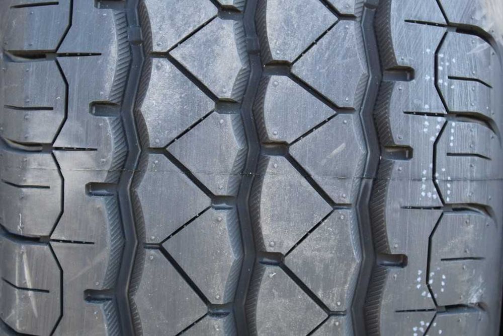 Anvelope vara noi 235/65R16C 121/119R, 10PR, RoadX