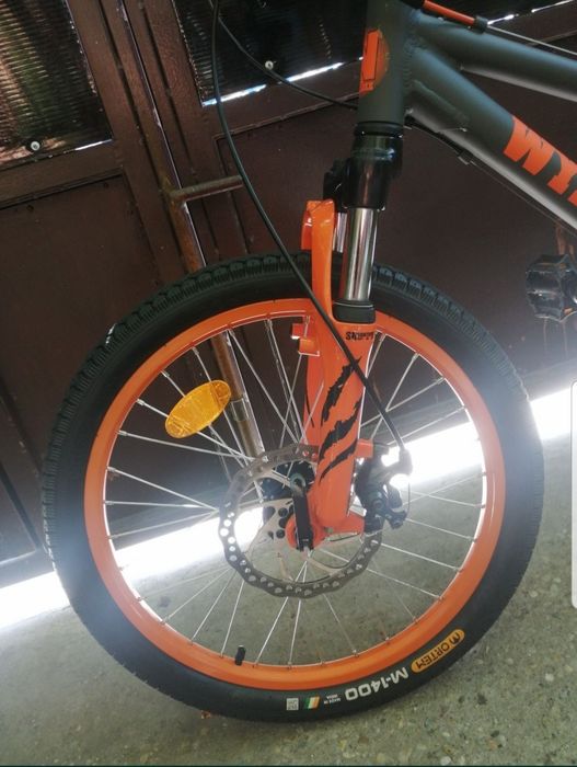 Bicicleta B Twin 20"  Wyldee aluminium copii 7- 10 ani