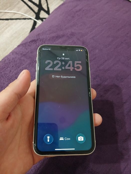 Айфон  11  продам