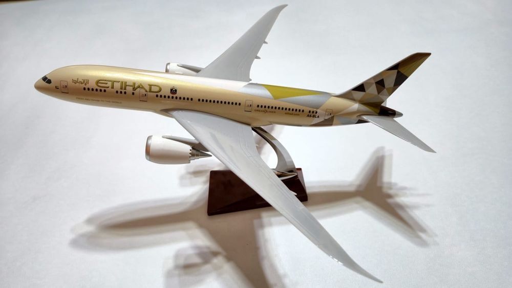 Модели самолетов 42 - 47 см без шасси