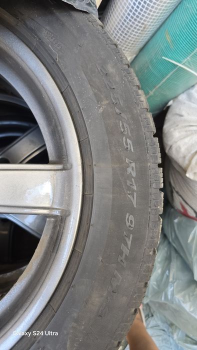 Vand anvelope pirelli sotto zero iarna 225/55/R17 cu  jante pe 17 Enzo compatibile BMW