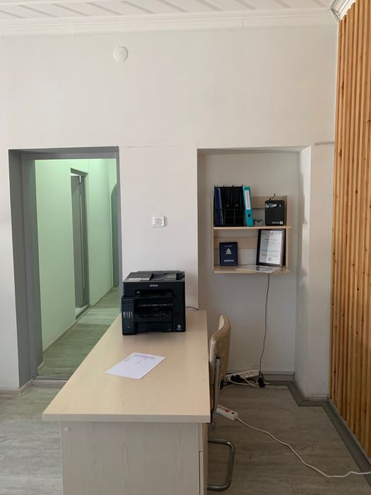 5/1/2- нежилое помещение центр, 135 кв Новомосковкая 1500