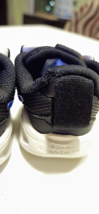 Маратонки Nike 21 размер