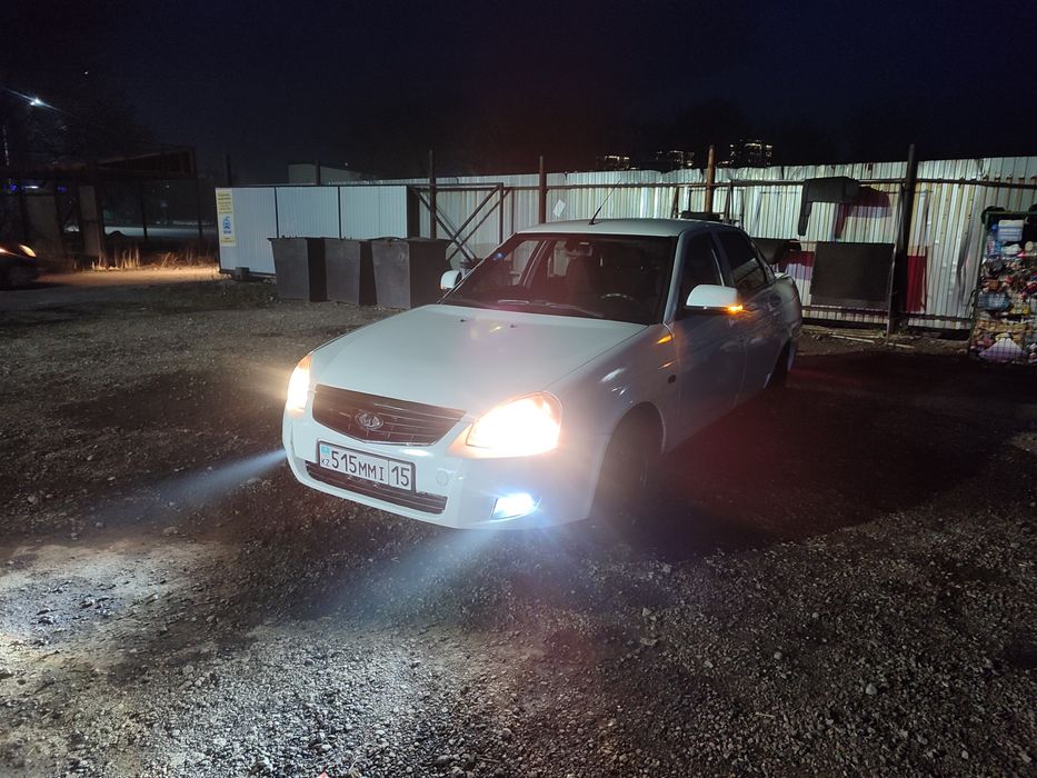 Продам Приору срочно